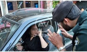 روزنامه جوان: دولت موظف است حجاب را الزامی کند، در غیر این صورت مشروعیت ندارد
