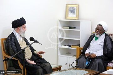 رهبرانقلاب به شیخ زکزاکی: فلسطین و غزه مظهر قدرت اسلام هستند