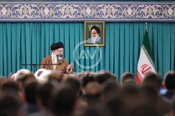 رهبر انقلاب: کسانی که در شهرک‌های صهیونیستی هستند غیر نظامی نیستند، مسلح هستند /رژیم غاصب قطعا باید محاکمه شود