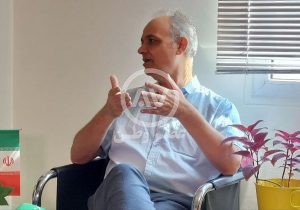 کنایه سنگین زیدآبادی به وزیر کشور: گروه های مردمی مایلند برای تذکر به مسئولان در وزارتخانه ها مستقر شوند، آیا درهمین حد مجاز است؟