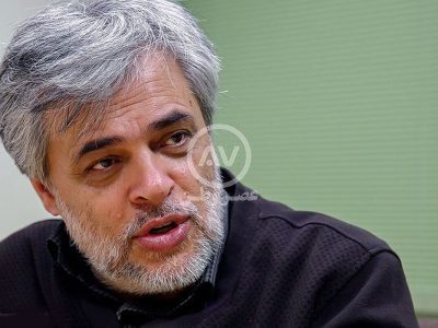 حرف های ناشیانه وزیر اقتصاد درباره فساد ۴ میلیاردی چای دبش به روایت مهاجری /دولت رئیسی از نقطه پنالتی گل خورد/ برکناری در رده های پایین ضعیف کشی است