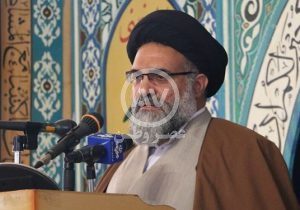امام جمعه یاسوج: انقلاب اسلامی با خون هر شهیدی زنده‌تر می شود