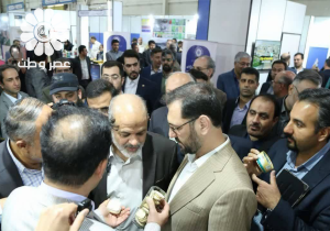 بازدید وزیر کشور از غرفه هرمزگان در نمایشگاه توانمندی‌های صادراتی