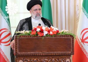 همه نیرو‌های انقلاب را از اختلاف پرهیز می‌دهم