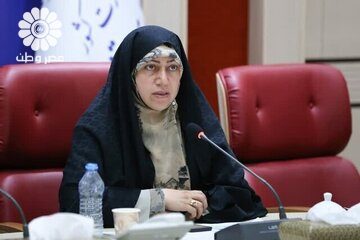 خانم نماینده! هر زن ایرانی، هر ۱۵ ماه یک زایمان کند؟/انصافا این عدد و رقم‌ها رو از کجا می‌آورید؟