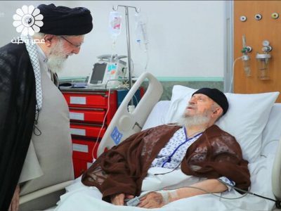 عیادت رهبر انقلاب از حضرت آیت‌الله مکارم شیرازی