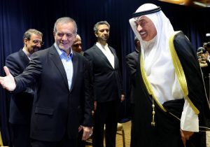 پزشکیان براى شرکت در نشست سران کشورهاى حاشیه خلیج فارس دعوت شد