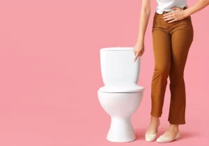 سندرم مثانه خجالتی چیست؟ چرا توالت رفتن در مکان‌های عمومی برای برخی کابوس است؟