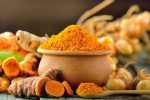 ممنوعیت مصرف زردچوبه برای این افراد/قبل از مصرف زردچوبه این مطلب را بخوانید