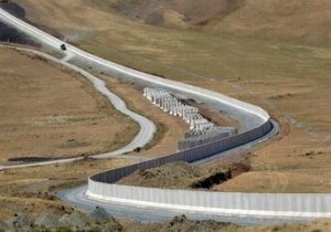 خبر مهم فرمانده ارشد ارتش درباره انسداد مرز ایران با افغانستان