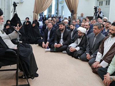 رهبر انقلاب: امروز بی‌تردید صد برابر از زمان جنگ تحمیلی قوی‌تر شده‌ایم