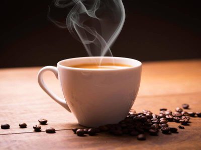 بهترین زمان و میزان مصرف کافئین برای ورزشکاران