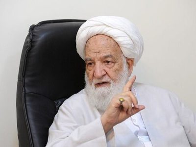 آیت الله مسعودی خمینی : دولت نباید قانون تند عفاف و حجاب را اجرا کند