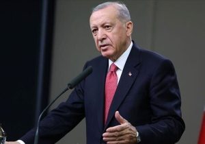 اردوغان: هدف مخالفان در سوریه دمشق است و پیشروی آن‌ها ادامه دارد / ما به سمت بشار اسد دست دوستی دراز کردیم، اما او پاسخ نداد / جنگجویان سوری به پیشروی خود ادامه می‌دهند؛ امیدواریم بدون مشکل به این کار ادامه دهند
