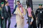 رویترز به نقل از یک مقام سعودی: عربستان با تمام بازیگران منطقه در مورد سوریه در تماس بود /  از محل اختفای بشار اسد اطلاعی نداریم