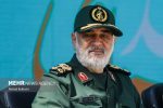 سرلشکر سلامی: جوانان سرانجام  سوریه را از دست بیگانگان خارج می‌کنند