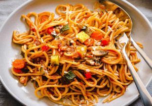 طرز تهیه ماکارونی با بادمجان؛ یک طعم متفاوت و شگفت‌انگیز