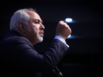 ظریف : به ایرانیان خارج از کشور و کسی که فرزندش خارج از کشور است، به چشم تهدید نگاه نکنیم