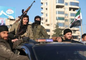 نیرو‌های “الحشد الشعبی” برای پشتیبانی از نیرو‌های سوریه در نبرد‌های حلب، وارد شدند