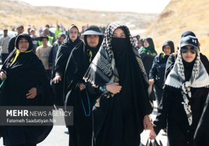 ورود ۷۰ کاروان پیاده ایرانی و عراقی در دهه فاطمیه به مشهد