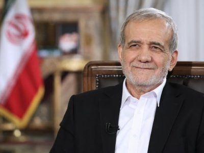 پزشکیان در گفت‌وگوی تلویزیونی: وقتی ارز اختصاصی جبران نشود، بنزین هم گران می‌شود/ ما دردها را درمان نکردیم بلکه مسکن زدیم/ پول پرسنل و گندم‌کاران را نمی‌توانیم بدهیم