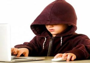 پسر بچه ۹ ساله سایت فروش بازی‌های آنلاین را در فارس هک کرد