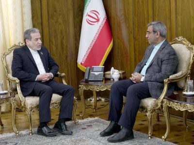 تاکید عراقچی بر استفاده از توانمندی‌های مشهد برای ارتقای تعاملات با دیگر کشورها