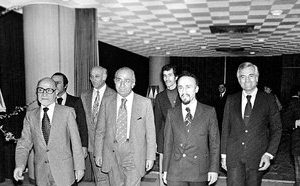 توسلی: مذاکرات ما با آمریکا از اردیبهشت ۵۷ آغاز شد