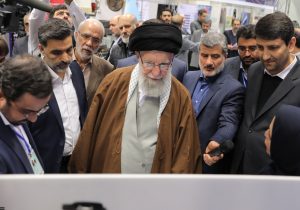 رهبر انقلاب: تنها راه پیشبرد کشور استفاده از توانمندی‌های بخش خصوصی است