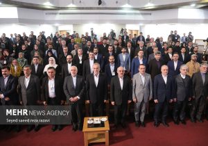 صمیمی: سخنران‌های همایش وفاق ملی ارائه دهندگان مقالات بودند