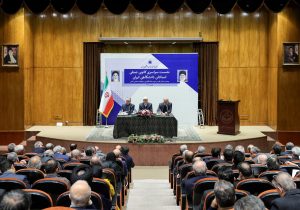 عارف: اعتقاد دولت چهاردهم شکل‌گیری کانون‌های فکری و بهره‌گیری از اساتید جوان است