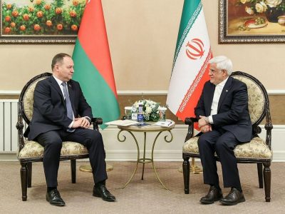 عارف: ایران از تعمیق همه جانبه روابط با بلاروس استقبال می‌کند