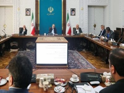پزشکیان: زنجیره‌های تولید شرکت‌ها باید به صورت واحد مدیریت شوند