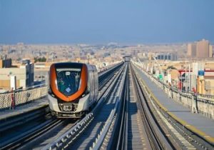 یک رکورد دیگر در عربستان/ طولانی‌ترین سیستم قطار بدون راننده جهان رسماً آغاز به کار کرد