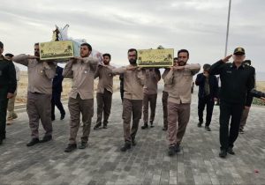 استقبال از پیکر مطهر دو شهید دوران دفاع مقدس در لامرد