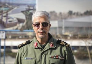 بازدید سرلشکر باقری از دستاوردهای نیروی زمینی سپاه
