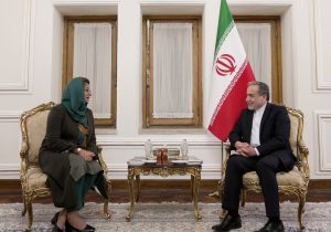 دیدار قائم مقام وزارت خارجه پاکستان با عراقچی