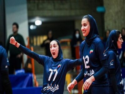 شاگردان لی به پلی آف والیبال رسیدند؛ تلاش برای دو سهمیه پایانی