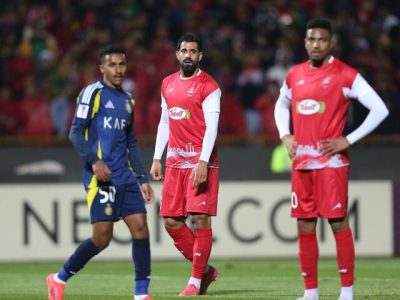 شعار هواداران پرسپولیس علیه مدیرعامل و رفتن گندوز به رختکن النصر!