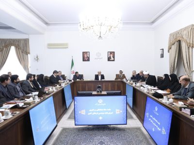 عارف: حالا زمان آن است اشتباهات را اصلاح کنیم