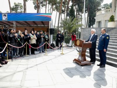 عارف: دیدار پزشکیان و ترامپ در دستور کار دولت نیست