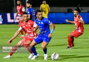 مخالفت پرسپولیس با تغییر زمان دربی ۱۰۵