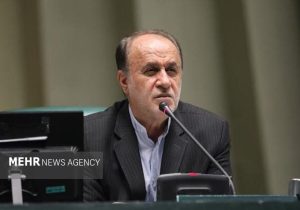 مردم ایران همیشه پای نظام انقلابی ایستادند