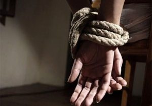 نجات گروگان ۴۰ ساله از چنگال آدم ربایان در داراب فارس