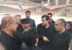 پاسخگو نبودن وزیر ورزش و جوانان به خبرنگاران شیرازی