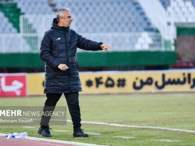 چراغ سبز سرمربی پرسپولیس به درخواست استقلال برای تعویق دربی