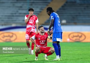 توافق باشگاه پرسپولیس با مهاجم استقلال