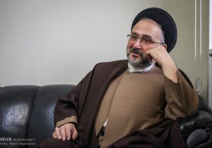 ابطحی: آقای پزشکیان! به جای لیست‌کردن مشکلات، حلشان کنید