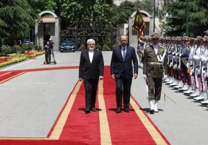 استقبال رسمی معاون اول رئیس‌جمهور از نخست وزیر ازبکستان