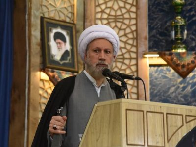 امام جمعه شیراز: جامعه ایرانی تسلیم‌ ناپذیر است